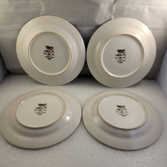 1995 Set of 4 Block Country Farm by Gear Dessert Salad Plates Sheep Cow - Picture 2 of 7